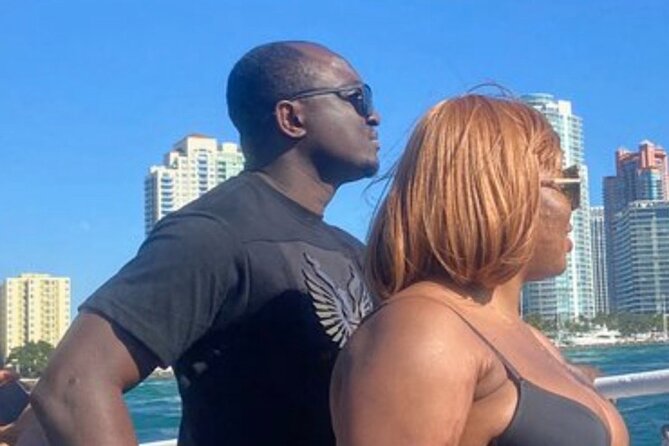 Miami Skyline Boat Cruise Past Millionaire's Homes Optional Stop - What this Miami boat ride is really about