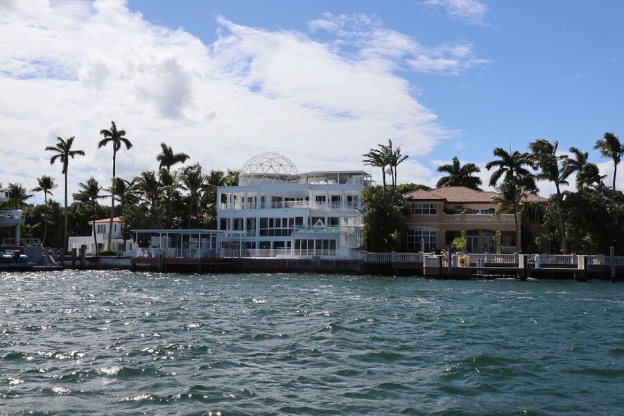 Miami Skyline Cruise of Millionaire Homes - Who will enjoy this boat ride most