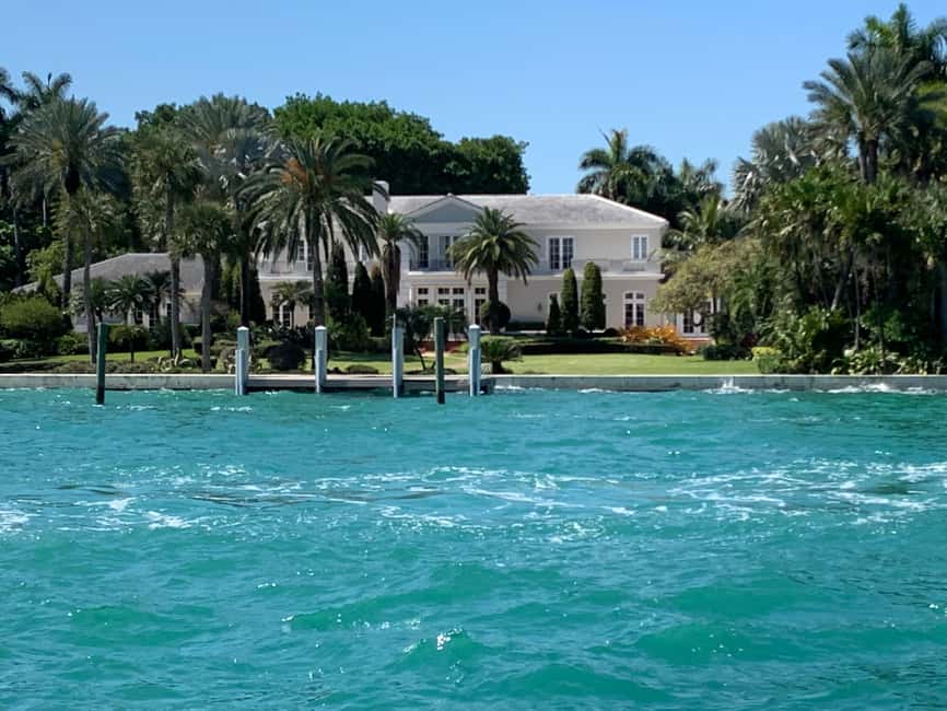 Miami: Skyline Sightseeing Cruise Millionaire Homes & River - Who should book this sightseeing cruise?