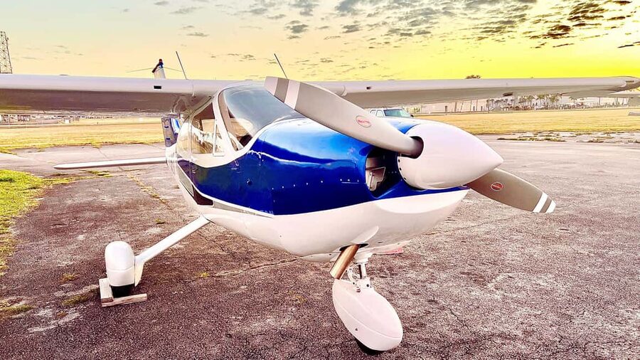 Miami & South Beach: 35-Minute Private Luxury Airplane Tour - Vizcaya Museum and Gardens, Coconut Grove, and Coral Gables