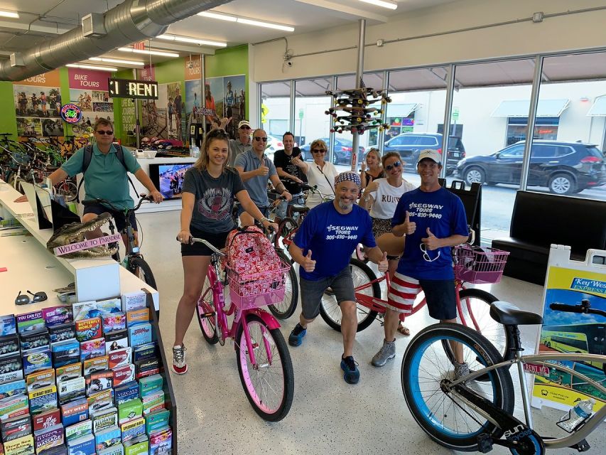 Miami: South Beach Bicycle Rental - Picking up your cruiser near Ocean Drive