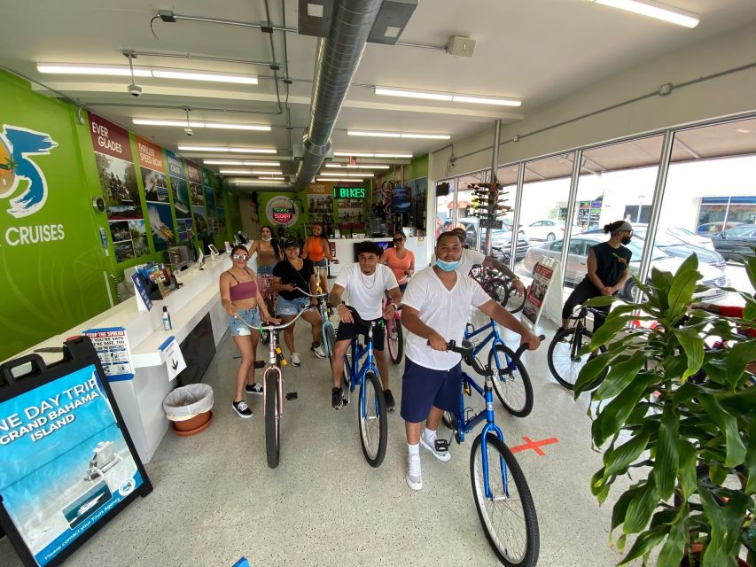 Miami: South Beach Bike Rental - Starting at Washington Avenue and 14th Street