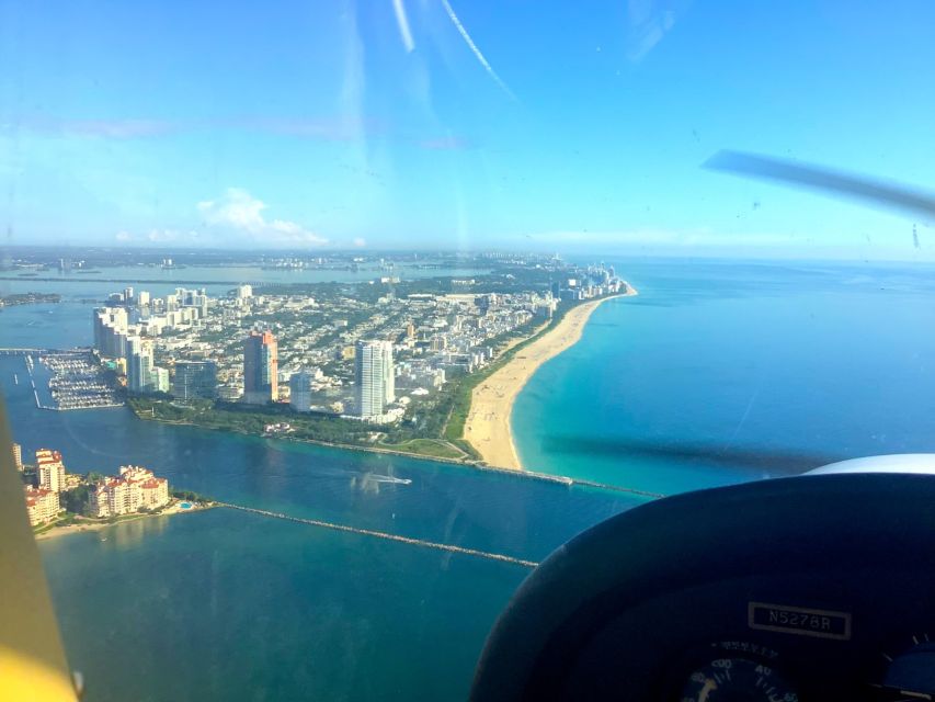 Miami: South Beach Private 35-Minute Guided Flight Tour - Comfort, age of the plane, and the landing