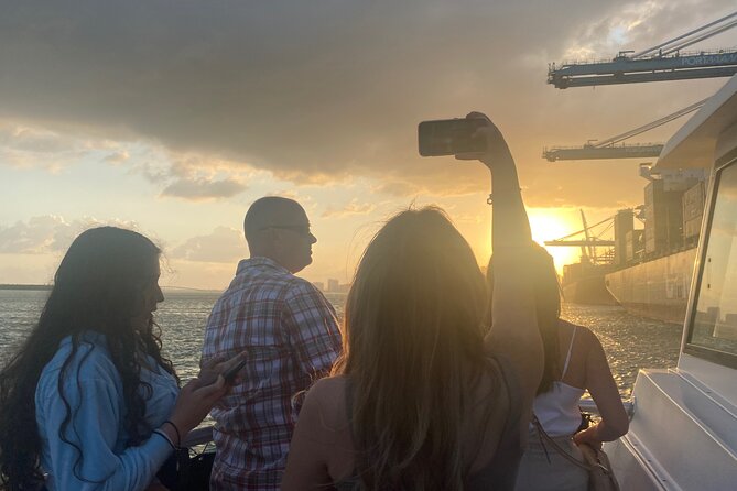 Miami Sunset Biscayne Bay and South Beach Cruise - What the boat and guide experience are like