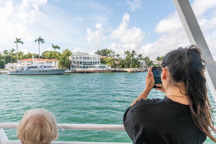 Miami: The Original Millionaire’s Row Cruise - Choosing the best departure time