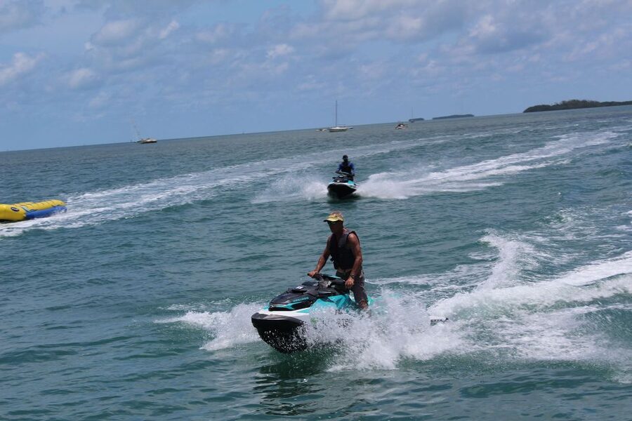 Miami to Key West Shuttle: Dolphin, Snorkeling & More - The early start at The Claremont Hotel