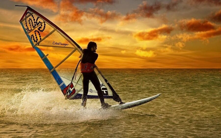 Miami: Windsurfing for Beginners and Experts - Why Key Biscayne works so well for windsurfing