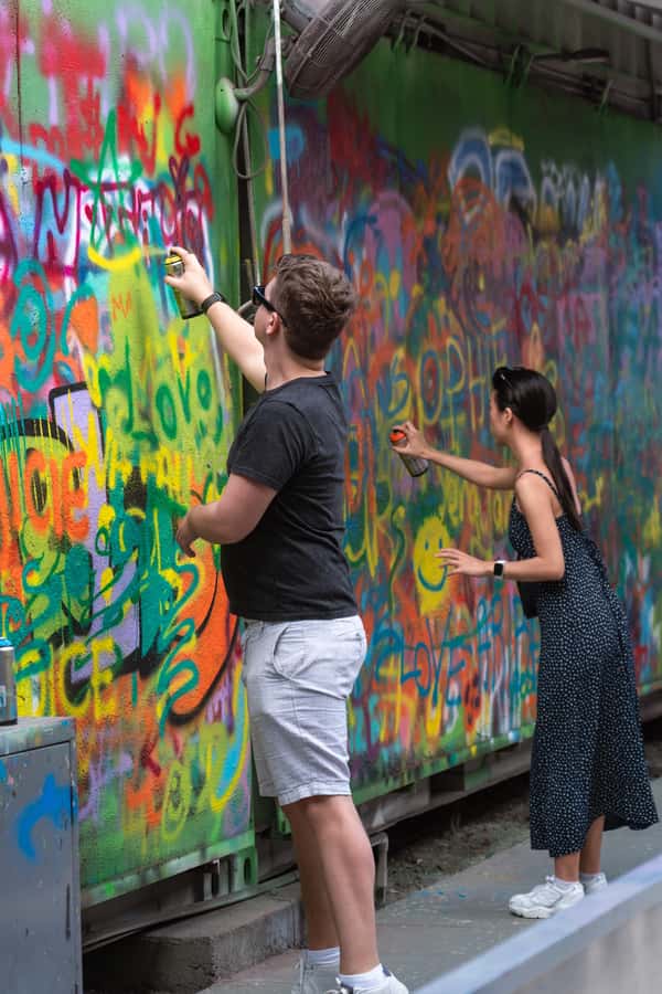Miami: Wynwood Walls Freestyle Spray Painting & Admission - Timing, check-in, and what to bring