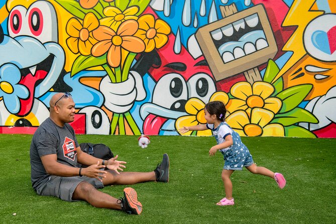Miami: Wynwood Walls “Inside the Walls” Official Tour - What the guides add, and where the tour can vary