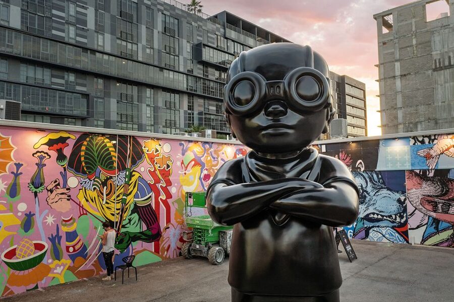 Miami: Wynwood Walls Skip-the-Line Ticket - Walking the outdoor walls