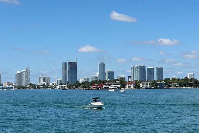 Millionaire Homes Miami Favorite Boat Cruise - Venetian Way, San Marco Island, and Belle Island