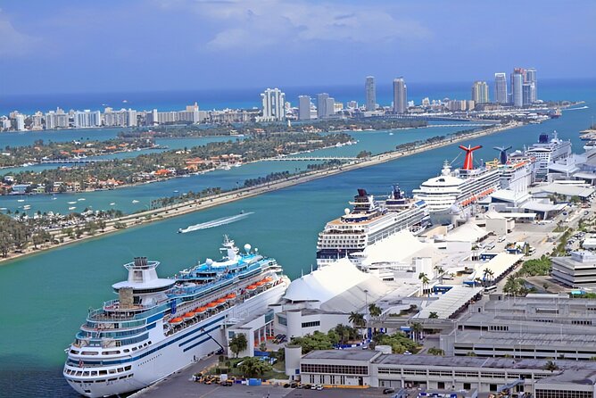Port of Miami | Airport | Hotel | Private Transfer SUV - A private SUV between Miami airport, port, and hotel