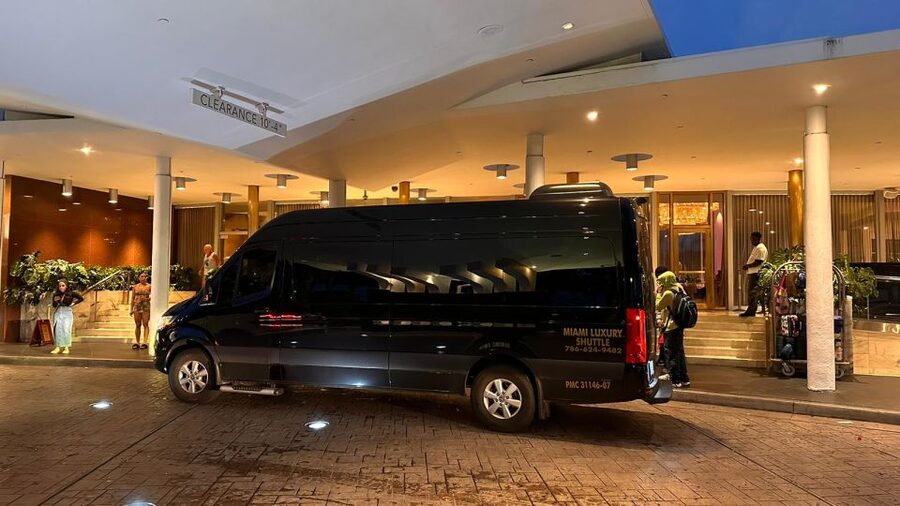 Port of Miami Shuttle to Miami Airport or Hotel in Miami - Choosing between a Sprinter and Ford Transit van