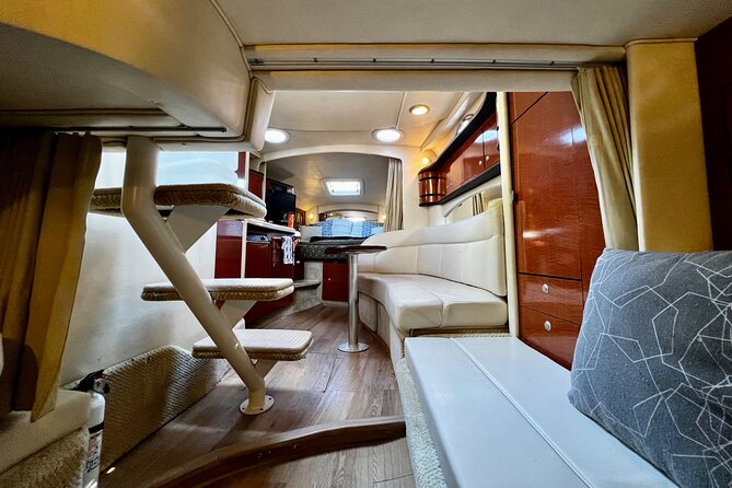 Private 4 Hours Sea Ray 34 Foot Yacht Rental in Miami - FAQ