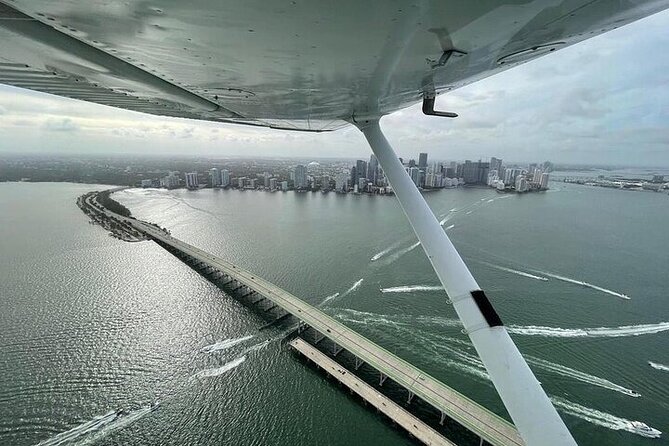 Private 60 Minute Romantic Air Tour with Champagne in Miami - Downtown, the Port of Miami, and the island mansions