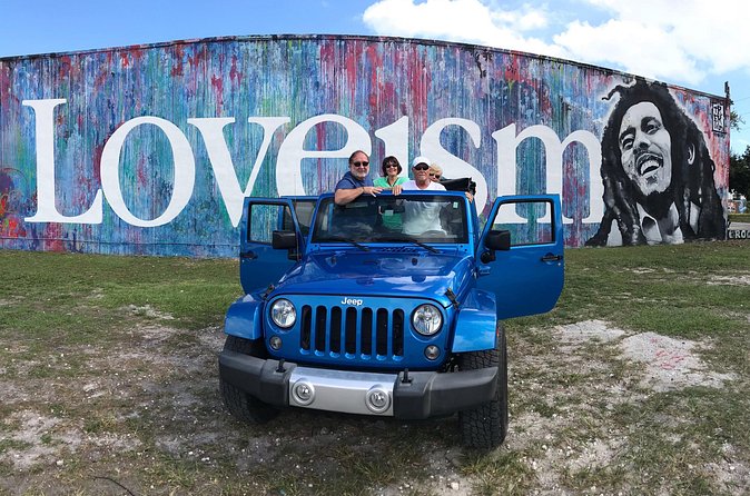 Private Miami City Sightseeing Tour - Miami Marine Stadium and the bayfront drive