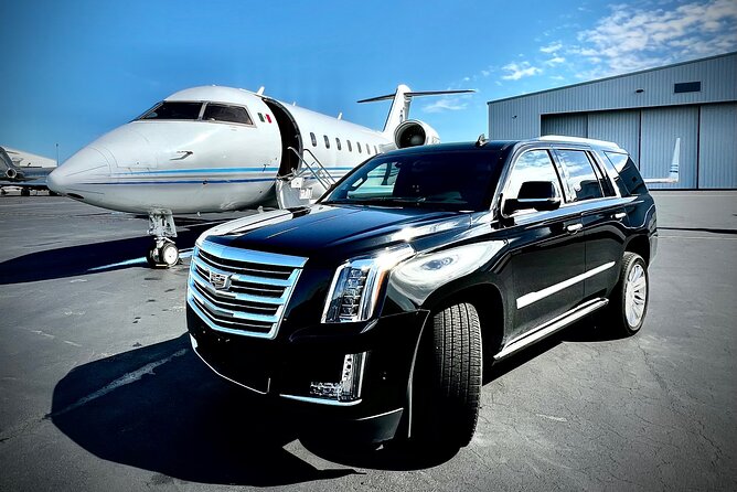 Private SUV Limo Services in Miami FL - Airport pickup requires the right details