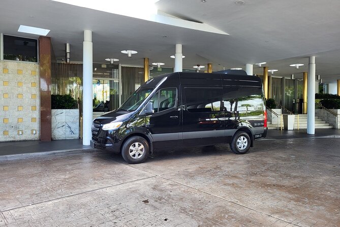 Private Transfer from Hotel in Miami to Port Miami. Up to 11 pax. - Driver communication and professionalism