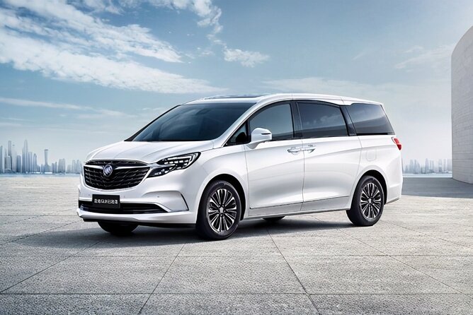 Private Transfer Miami Airport MIA or Port to Miami Hotel / Beach - Finding the driver at Miami International Airport