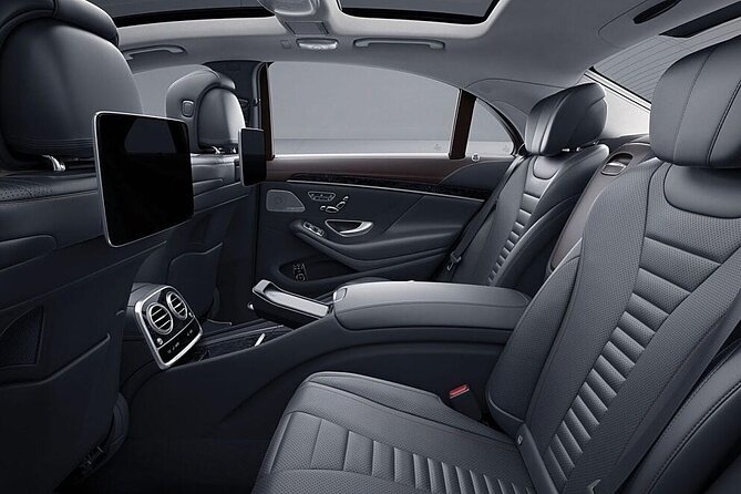 Private Transfer To/From Miami Intl Airport & Port of Miami - Riding from the airport to PortMiami