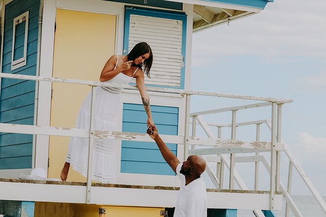 Private Vacation Photoshoot with Photographer in Miami Beach - Cancellation and Weather Planning