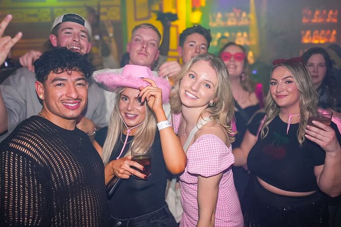 Pub Crawl Miami Wynwood - Group size, guides, and the social side