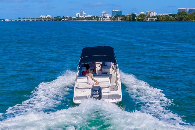 Rent the Best Boat in Town | Up to 10 People - The onboard setup and what to bring