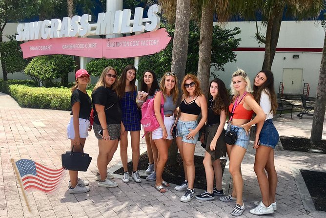 Sawgrass Mills mall Transportation - Fastest service - Price, comfort, and what you really get
