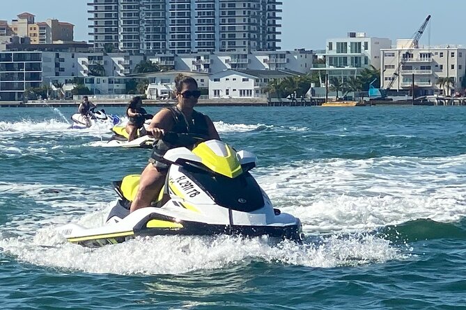 South Beach Jet Ski Rental departs Bayside Marketplace - Marine life and Miami views