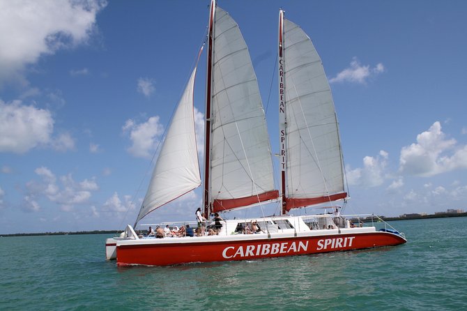 South Beach Sail Splash aboard the Caribbean Spirit - Snacks help, but this is not a meal cruise