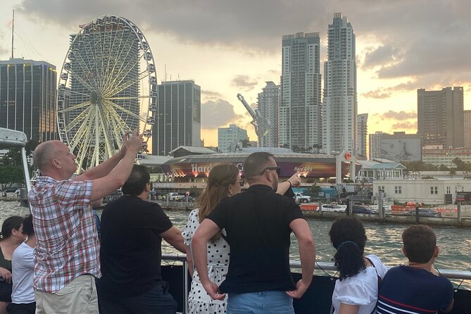 Sunset Cruise of Biscayne Bay Millionaire Homes & Cash Bar - Finding Pier 1 at Bayfront Park