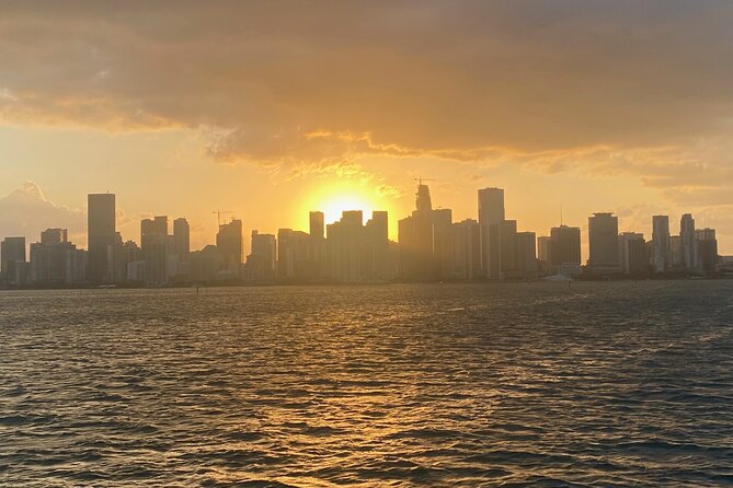 Sunset Cruise of Biscayne Bay Millionaire Homes & Cash Bar - Is $21.99 a good value?