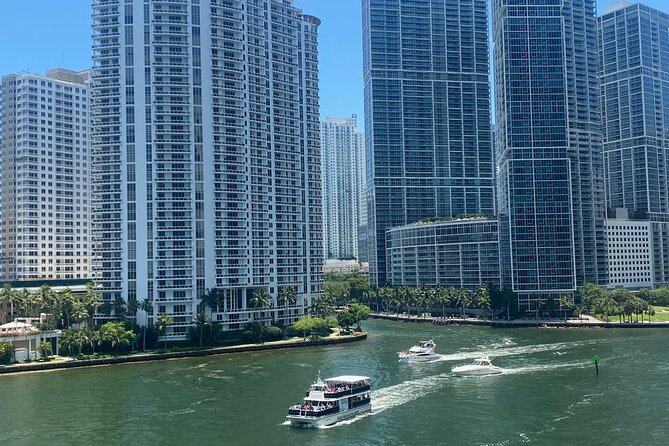 Sunset Cruise of Biscayne Bay Millionaire Homes & Cash Bar - Who will enjoy this cruise most