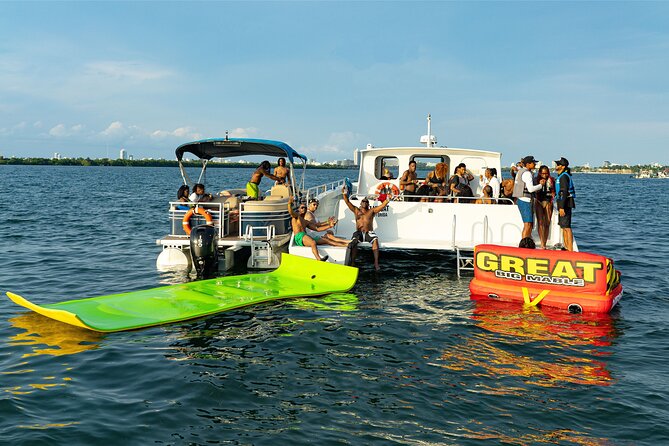 The Ultimate Water Experience in Miami with Drinks and Jet Skis - Miami’s skyline from the water