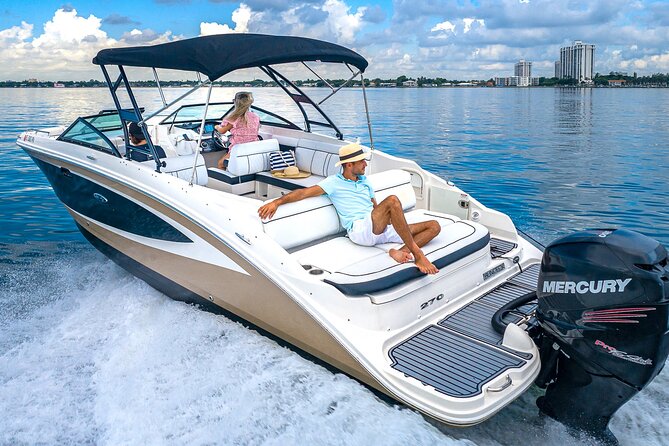 Top-Rated Boat Rental with Captain | 1 to 11 People - The best part for many groups: time in the water