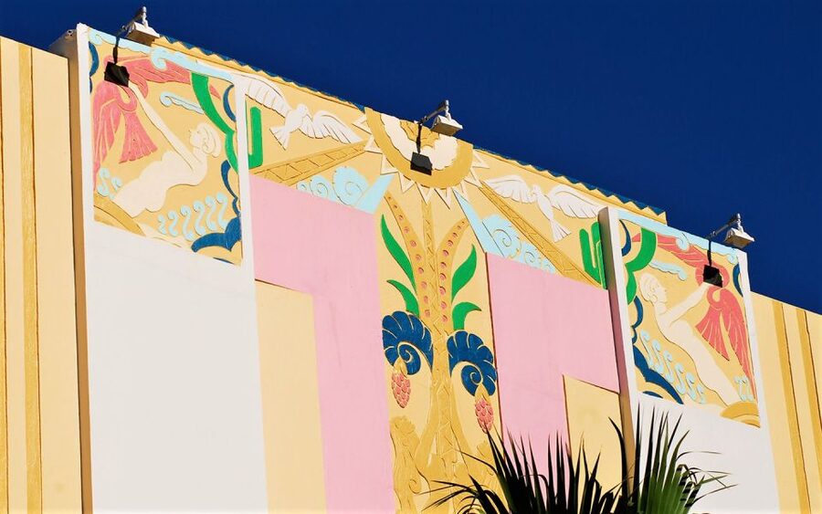 Walking Tour with Cocktails(optional) Miami - Inside the Essex House Hotel