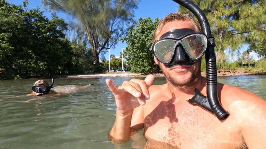 West Palm Beach: Beginner Snorkel Tour with Turtles & Videos - Moving out to the reefs and marine life