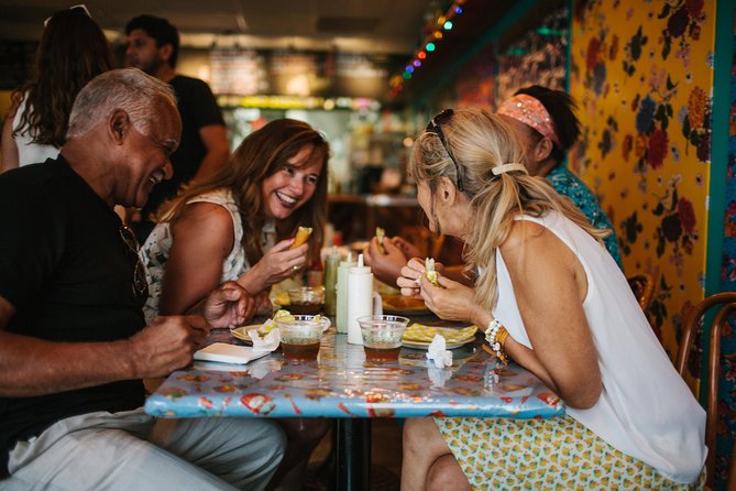 Wynwood Food and Art Walking Tour - Reading the murals and Wynwood Walls