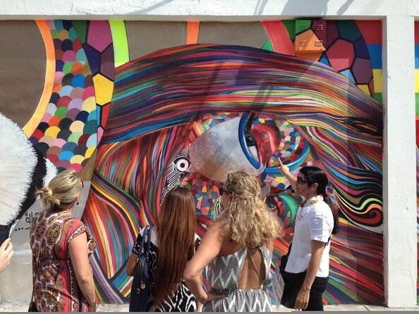 Wynwood Food & Art Tour - exclusive access to the Wynwood Walls - Entering Wynwood Walls with a certified guide