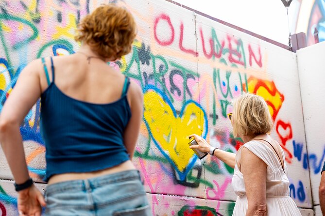 Wynwood Walls Admission and Official Spray Painting Experience - Using the audio guide without joining a group