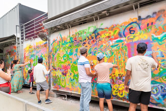 Wynwood Walls Admission and Official Spray Painting Experience - Exploring Wynwood Walls after you paint